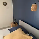 Dom wakacyjny Jolie Maison Avec Tres Belle Terrasse Couverte A 10 Min Du Centre De Salies De Bearn *