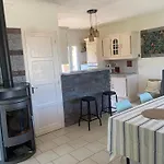 Dom wakacyjny Jolie Maison Avec Tres Belle Terrasse Couverte A 10 Min Du Centre De Salies De Bearn Lahontan
