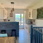 Jolie Maison Avec Tres Belle Terrasse Couverte A 10 Min Du Centre De Salies De Bearn *