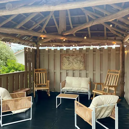 Jolie Maison Avec Très Belle Terrasse Couverte à 10 Min Du Centre De Salies De Bearn Casa vacanze