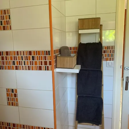 La Jeanne- Charmante Maison Avec Tres Belle Terrasse Couverte A 10 Min Du Centre De Salies De Bearn * Lahontan