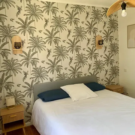 La Jeanne- Charmante Maison Avec Tres Belle Terrasse Couverte A 10 Min Du Centre De Salies De Bearn Prázdninový dům