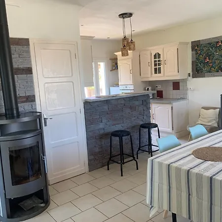 Casa vacanze Jolie Maison Avec Très Belle Terrasse Couverte à 10 Min Du Centre De Salies De Bearn Lahontan