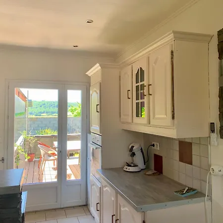 La Jeanne- Charmante Maison Avec Tres Belle Terrasse Couverte A 10 Min Du Centre De Salies De Bearn