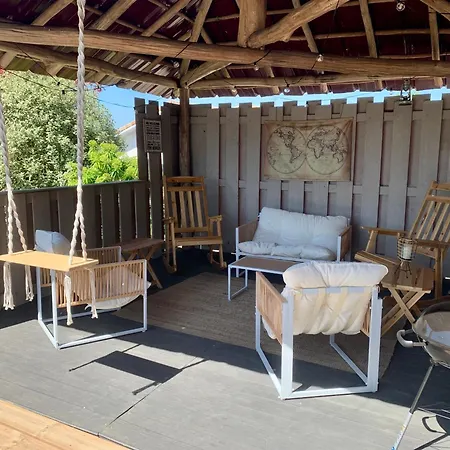 La Jeanne- Charmante Maison Avec Tres Belle Terrasse Couverte A 10 Min Du Centre De Salies De Bearn Prázdninový dům