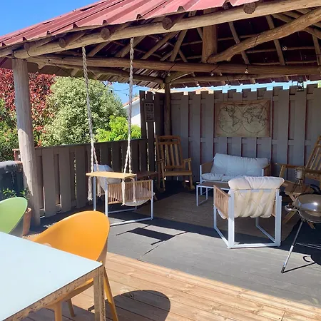 La Jeanne- Charmante Maison Avec Tres Belle Terrasse Couverte A 10 Min Du Centre De Salies De Bearn Prázdninový dům *