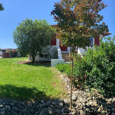 La Jeanne- Charmante Maison Avec Tres Belle Terrasse Couverte A 10 Min Du Centre De Salies De Bearn Lahontan
