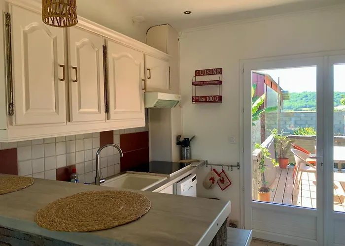 Jolie Maison Avec Tres Belle Terrasse Couverte A 10 Min Du Centre De Salies De Bearn * Lahontan