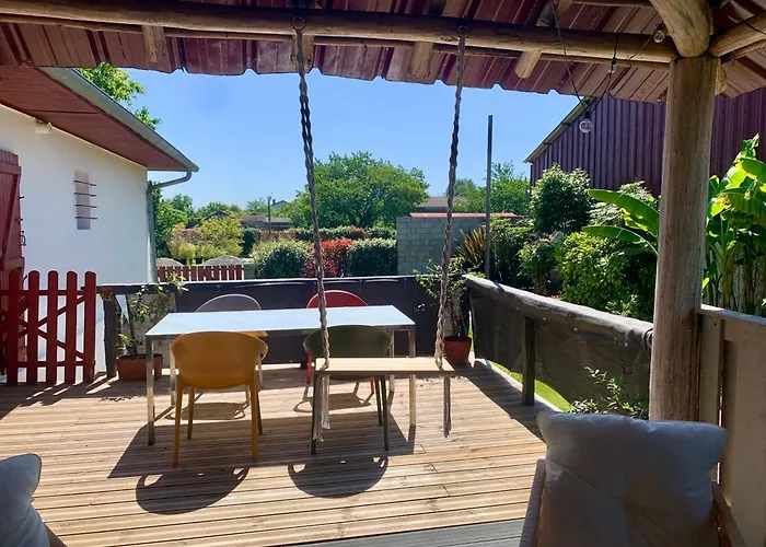 Jolie Maison Avec Tres Belle Terrasse Couverte A 10 Min Du Centre De Salies De Bearn Feriehus *